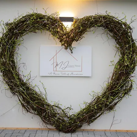 Mj بيت ضيافة 4*